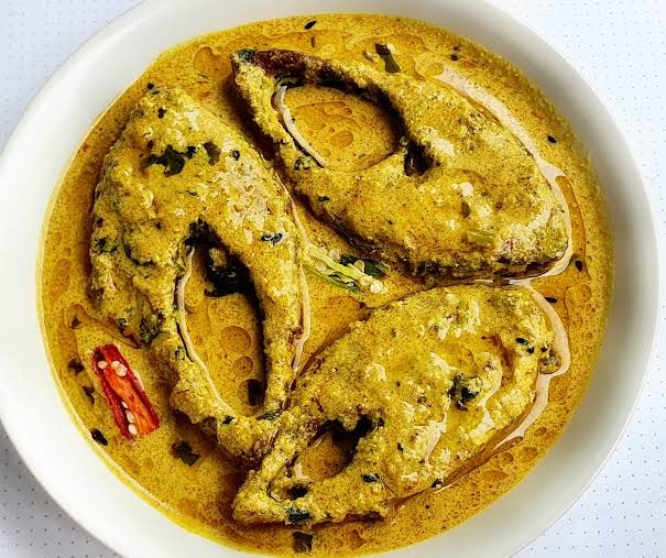 Mustard Hilsa (Shorshe Ilish)