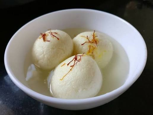 Narail Chhana Sweet (Roshogolla)